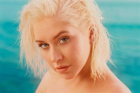 Christina Aguilera Nude Photos & Naked Sex Videos